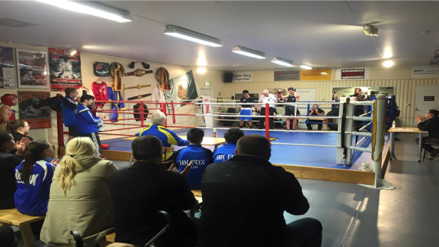 LIVE start 08:00 Fighterserien diplomboxning