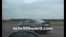 m3e90board.com: Video: BMW M3 CSL vs BMW Z4 M Coupe 07