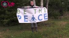 Vi mediterar fred med hela världen 21 september. Håll utkik efter Bethepeace banderollen.